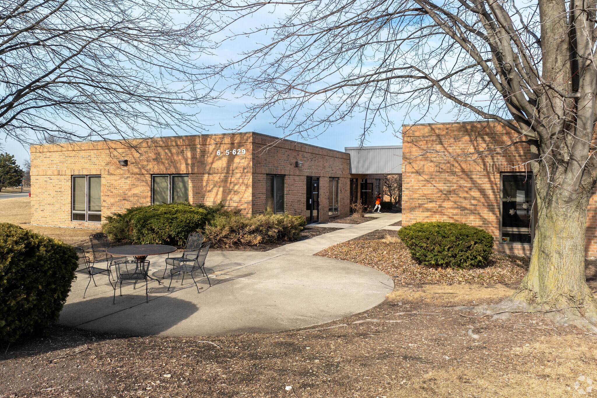 605-657 Landwehr Rd, Northbrook, IL à louer Photo principale- Image 1 de 11