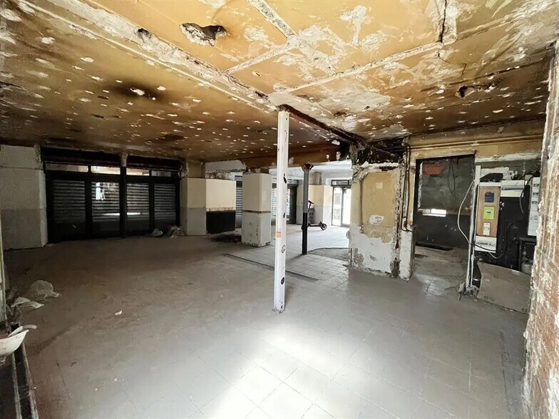 Commerce de détail dans Paris à vendre - Photo du bâtiment - Image 1 de 6