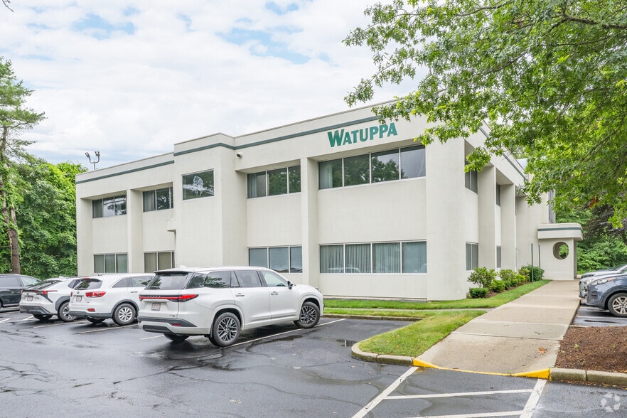 49 State Rd, North Dartmouth, MA for lease - Building Photo - Image 2 of 8