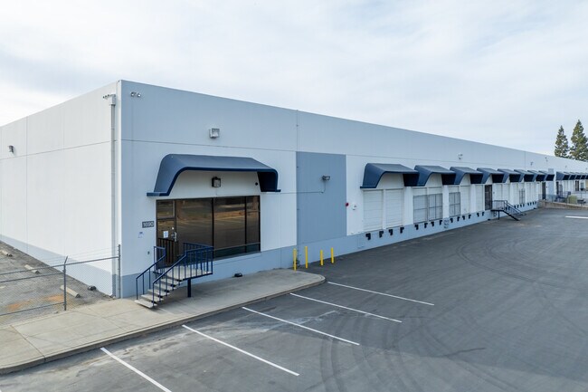 Plus de détails pour 1600-1690 Cebrian St, West Sacramento, CA - Industriel à louer
