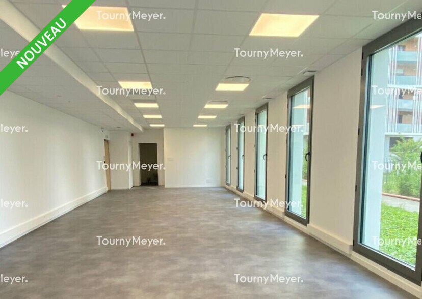 Office in Cesson-Sévigné for lease - Interior Photo - Image 1 of 1