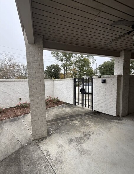 4456 Arnold Ln, Baton Rouge, LA à louer - Photo du bâtiment - Image 3 de 8
