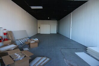 1475 George Dieter Dr, El Paso, TX for lease Interior Photo- Image 2 of 5