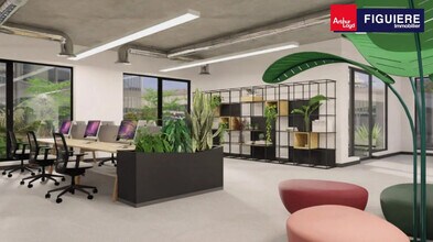 125 Avenue Galilée, Aix-en-Provence à louer Photo du bâtiment- Image 1 de 12