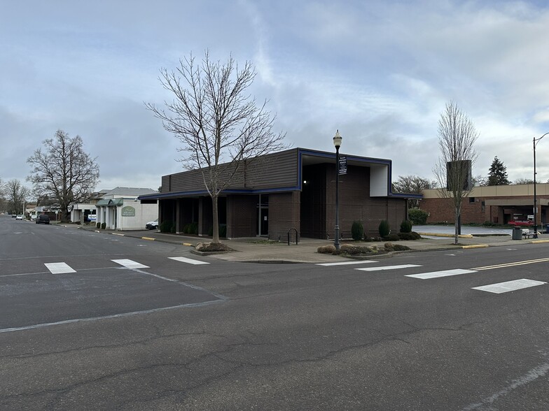 200 Main St E, Monmouth, OR for sale - Primary Photo - Image 1 of 6