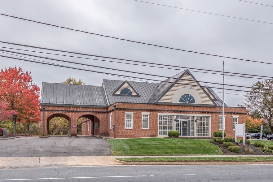 38997 E Colonial Hwy, Hamilton, VA à vendre - Photo du bâtiment - Image 1 de 1