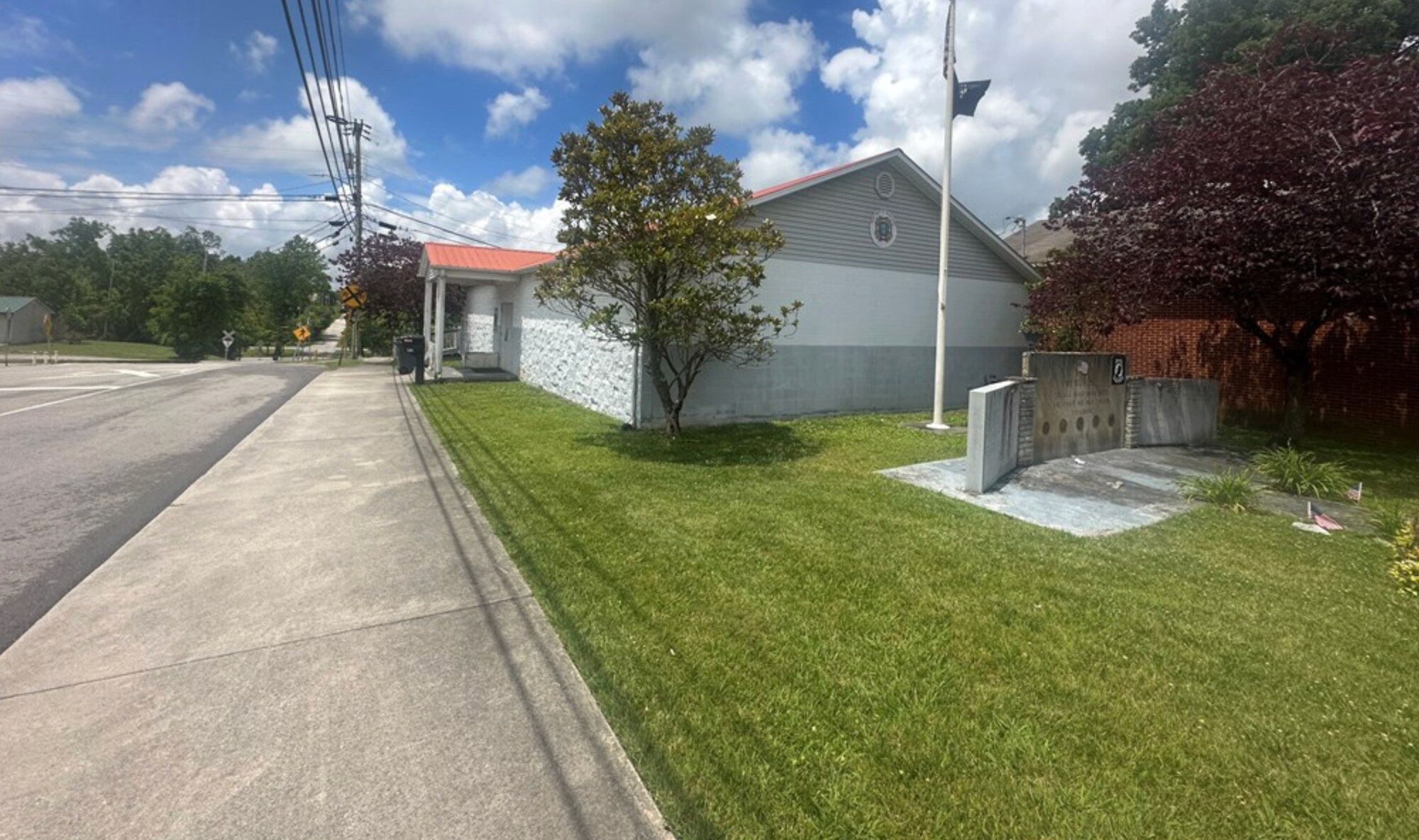 45 Poplar St, Monterey, TN à vendre Photo du bâtiment- Image 1 de 10