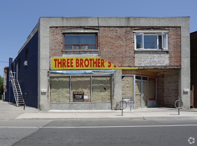 427-429 Vaughan Rd, Toronto, ON à vendre - Photo principale - Image 1 de 4