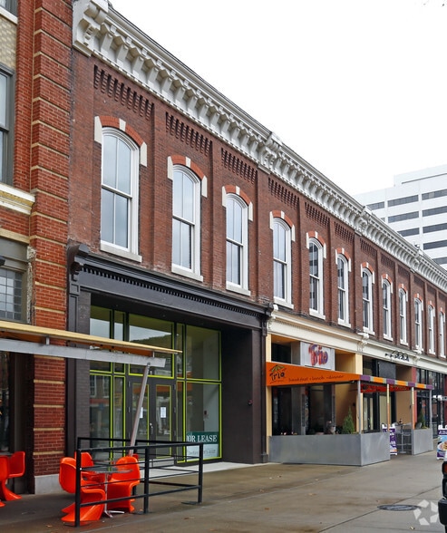 17 Market Sq, Knoxville, TN for sale - Building Photo - Image 3 of 91