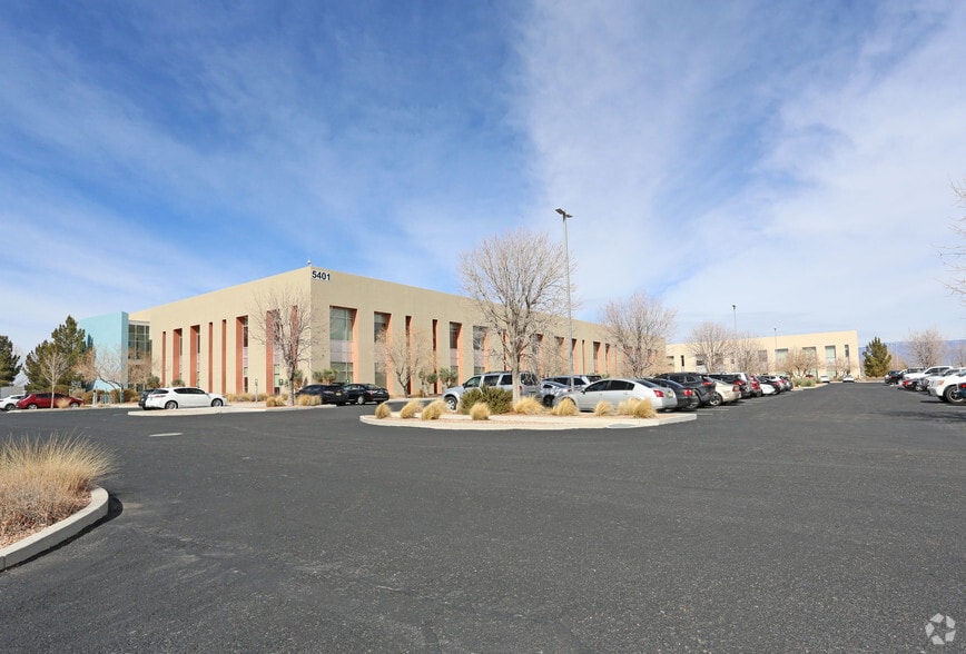 5401 Watson Dr SE, Albuquerque, NM for sale - Primary Photo - Image 1 of 24