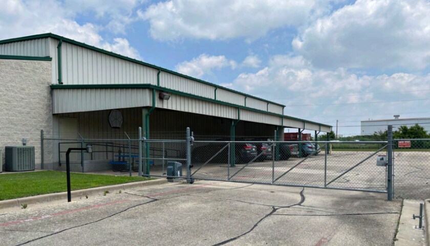 720 Venture Dr, Woodway, TX à louer - Photo du bâtiment - Image 2 de 9