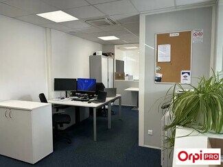 Plus de détails pour Bureau à vendre