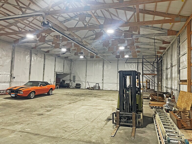 1059 S Jefferson St, Millstadt, IL for lease - Building Photo - Image 3 of 5