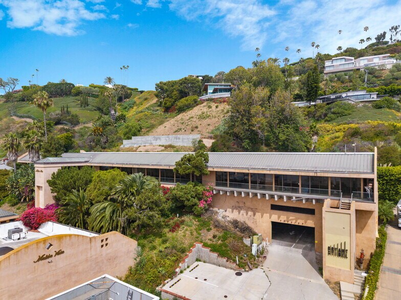 22761 Pacific Coast Hwy, Malibu, CA for lease - Building Photo - Image 2 of 24
