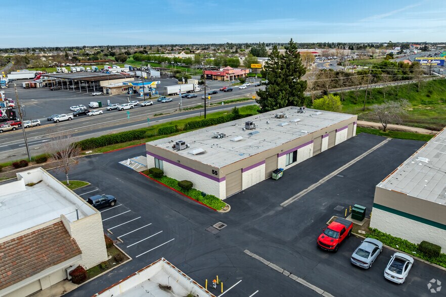 55 Quinta Ct, Sacramento, CA à vendre - Aérien - Image 2 de 14