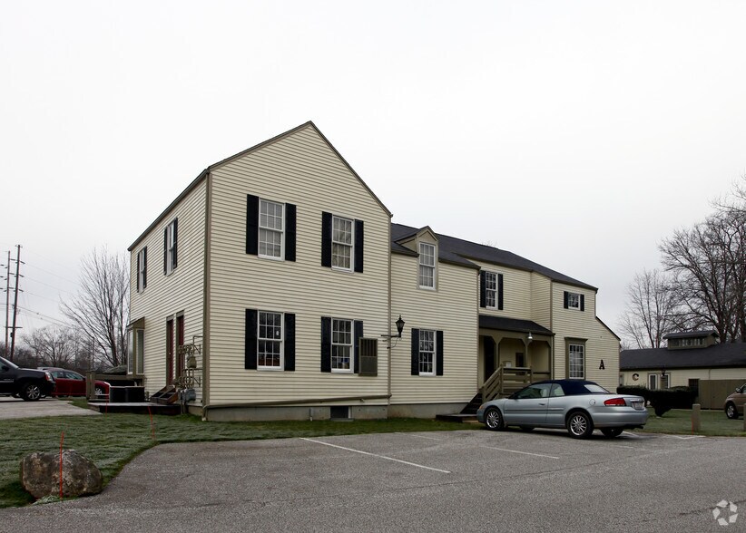 46 Ravenna St, Hudson, OH à louer - Photo du bâtiment - Image 3 de 3