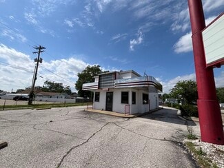 More details for 2022 N 6th St, Vincennes, IN - Retail for Lease