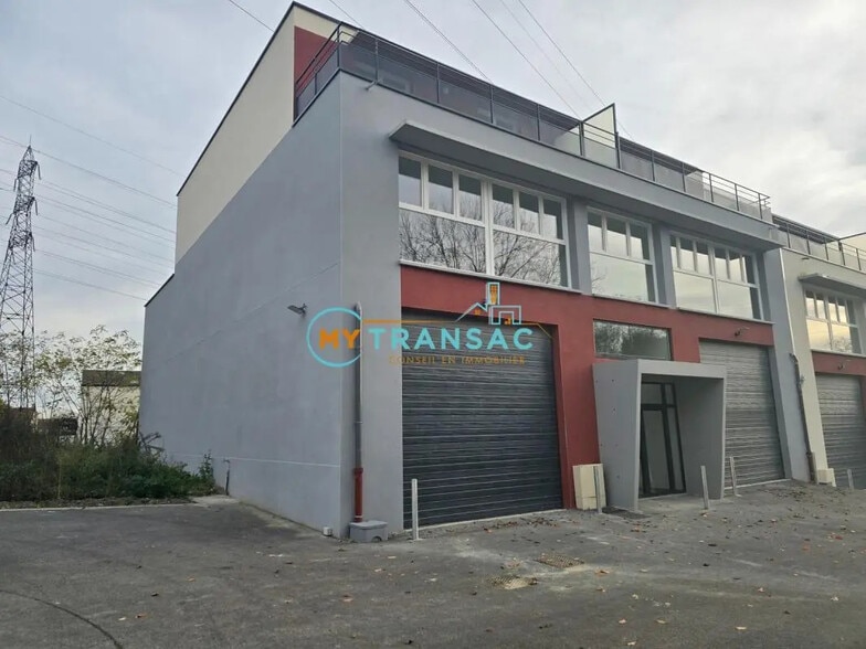 Flex dans Gagny à louer - Photo du bâtiment - Image 1 de 17