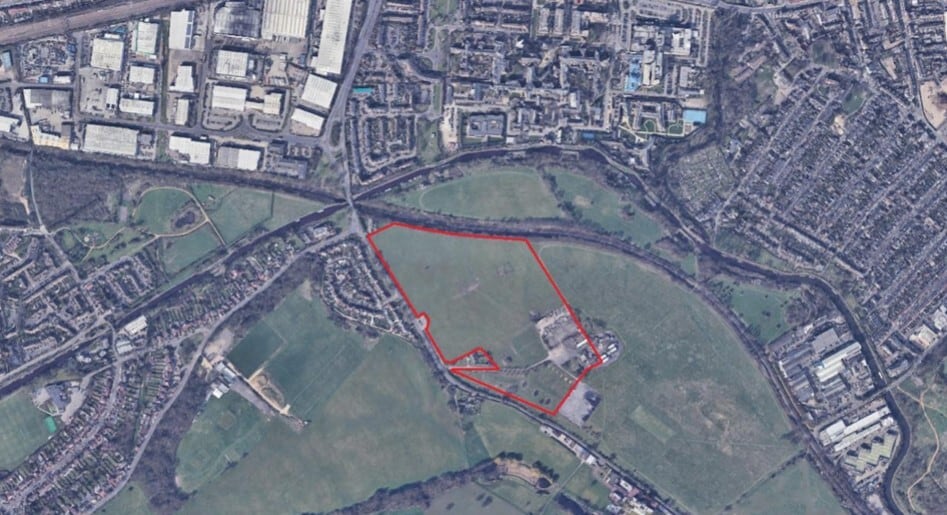 Windmill Ln, Southall à louer Photo principale- Image 1 de 2