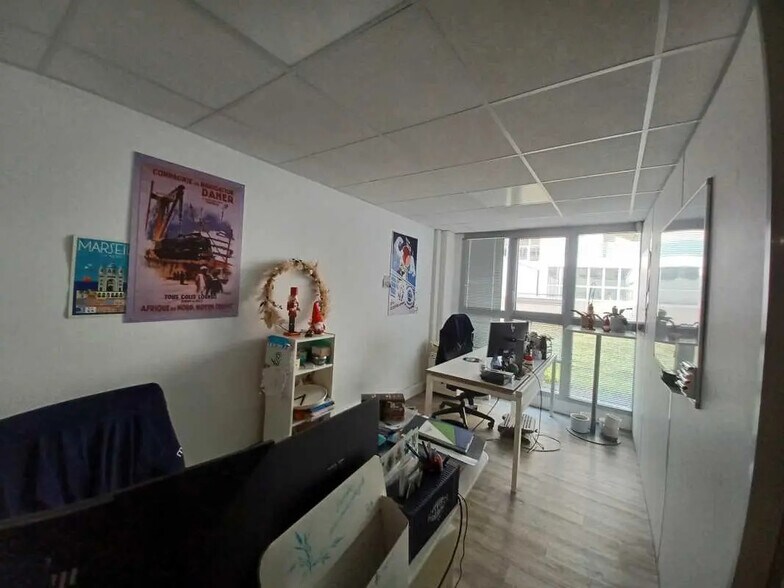 22 Avenue Robert Schuman, Marseille à louer - Photo du bâtiment - Image 3 de 18