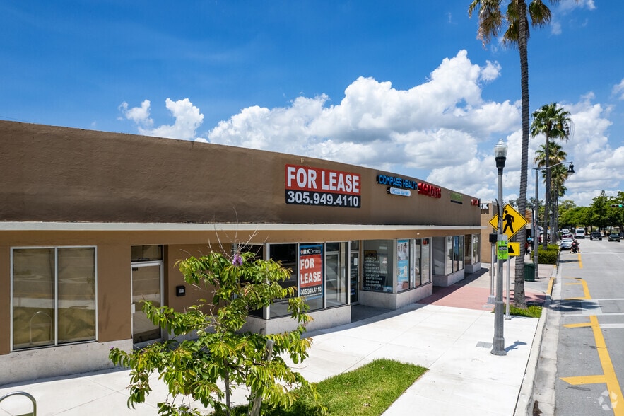 946-1108 Normandy Dr, Miami Beach, FL à louer - Photo du bâtiment - Image 3 de 8