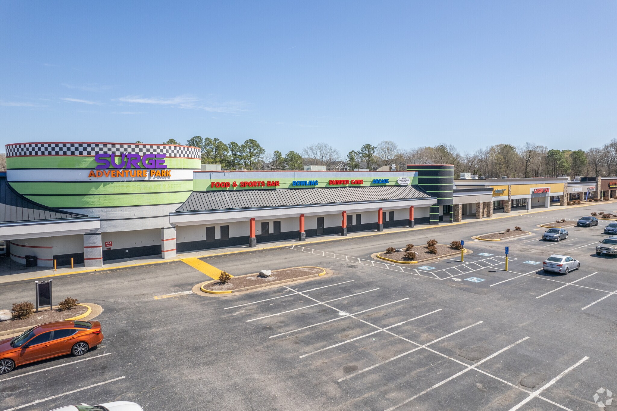 416 Denbigh Blvd, Newport News, VA for lease Primary Photo- Image 1 of 15