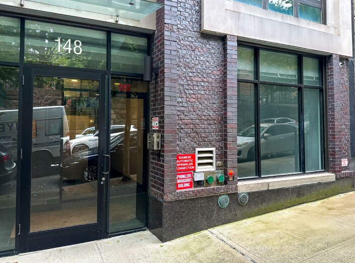 148 E 98th St, New York, NY à louer - Photo du bâtiment - Image 1 de 1