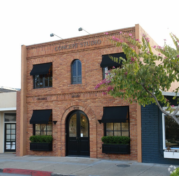 2720 E Coast Hwy, Corona Del Mar, CA for lease - Primary Photo - Image 1 of 3