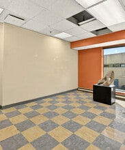 5345 Boul De L'assomption, Montréal, QC for lease Interior Photo- Image 1 of 2