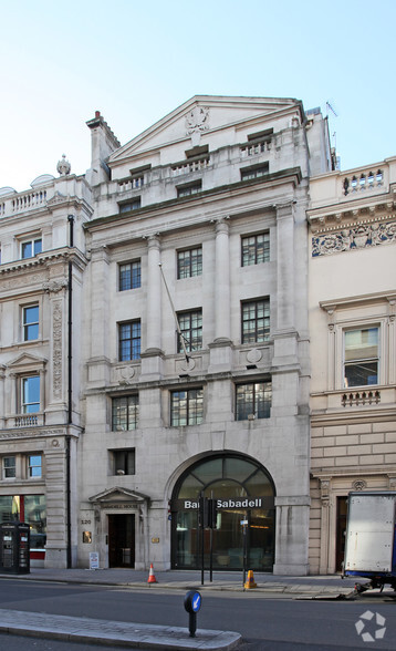 120 Pall Mall, London for lease - Building Photo - Image 2 of 9