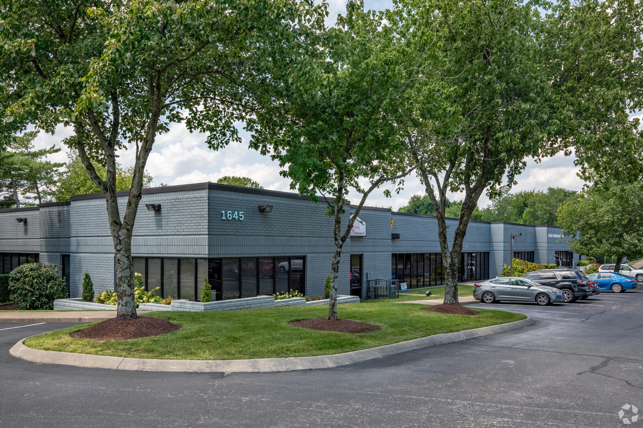 1645 Murfreesboro Rd, Nashville, TN for lease Building Photo- Image 1 of 11