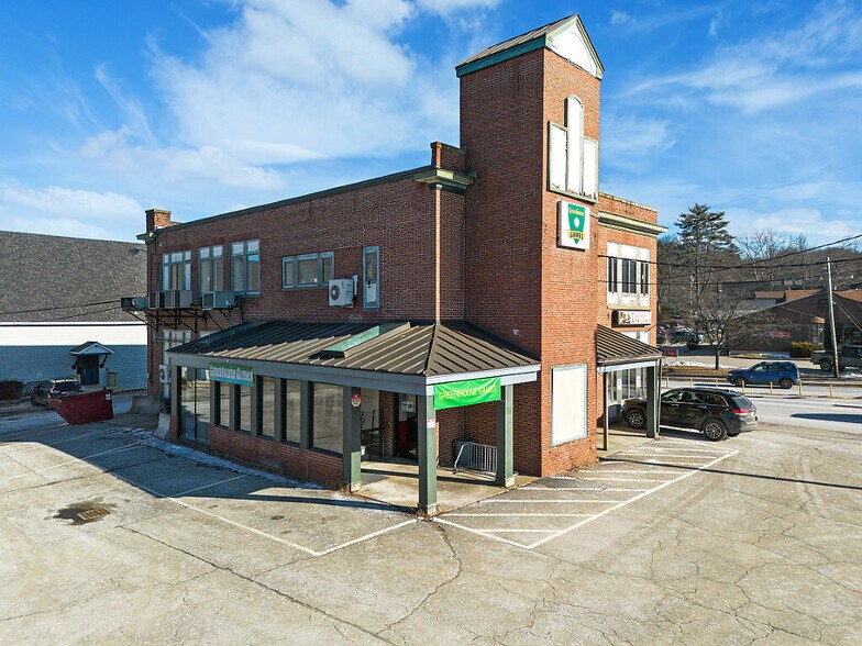 2 Bangor St, Augusta, ME à vendre - Photo du bâtiment - Image 2 de 22