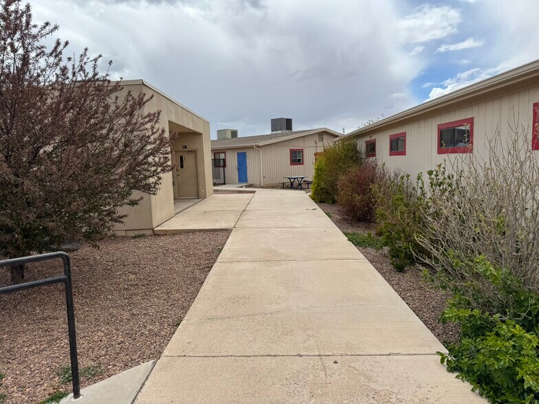 1945 1st East Street, Snowflake, AZ à vendre - Photo du bâtiment - Image 3 de 9