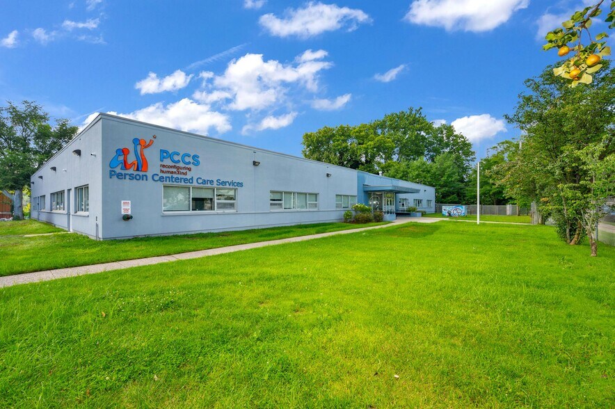 150 Granite Ave, Staten Island, NY à vendre - Photo du bâtiment - Image 2 de 10