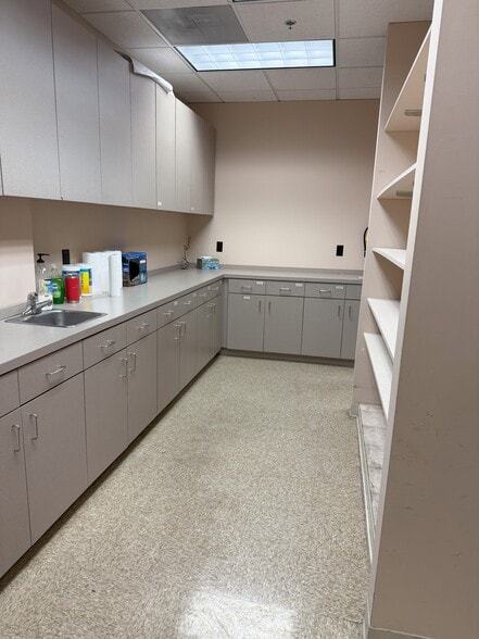 3030 Royal Blvd S, Alpharetta, GA for lease - Building Photo - Image 2 of 9