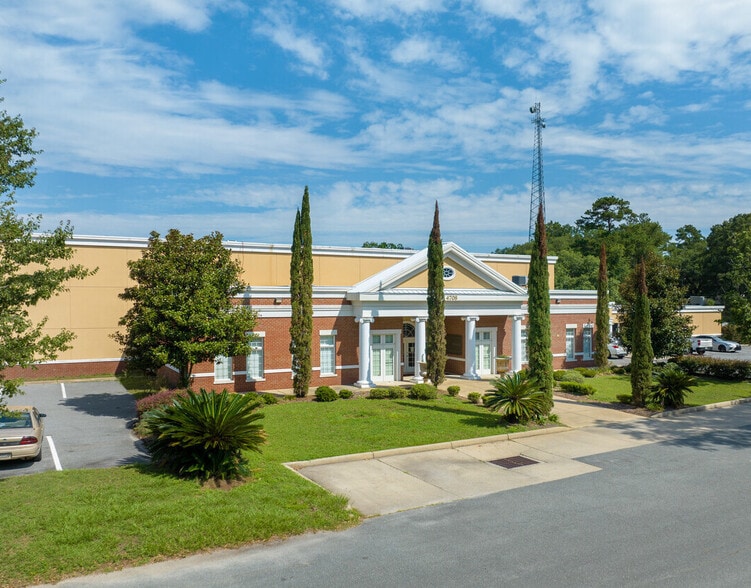 4708 NW Capital Cir NW, Tallahassee, FL à vendre - Photo du bâtiment - Image 3 de 30