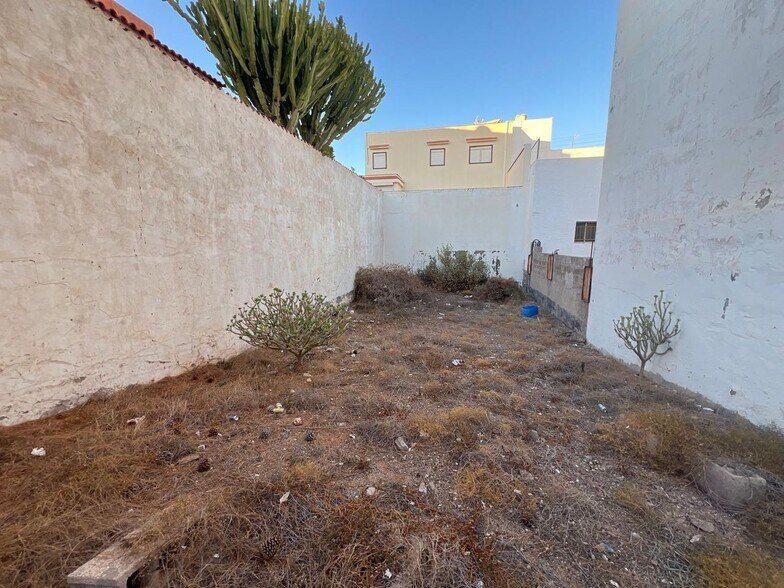 Land in Agüimes, Las Palmas for sale - Primary Photo - Image 2 of 15