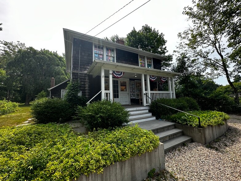 144 N Main St, East Hampton, NY for lease - Building Photo - Image 1 of 10