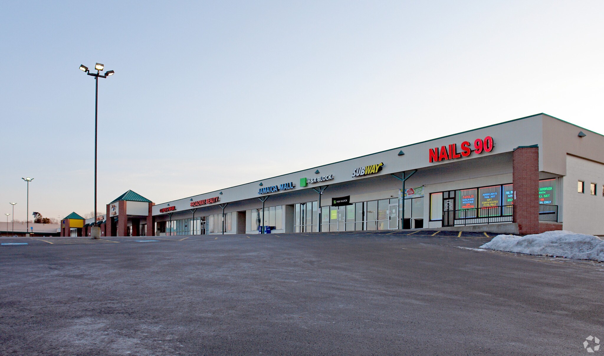 1543-1601 Hawkins Ave, Akron, OH for lease Primary Photo- Image 1 of 9