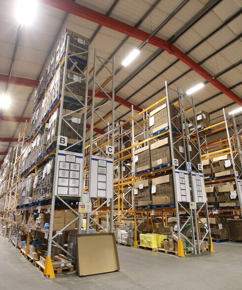 200 Cutler Heights Ln, Bradford à vendre - Photo du bâtiment - Image 3 de 6