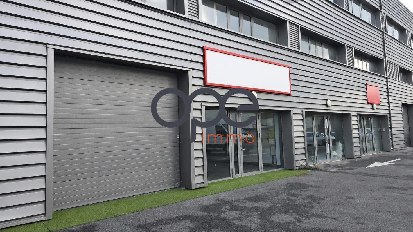 Flex dans Villeneuve-la-Garenne à louer Photo du bâtiment- Image 1 de 10