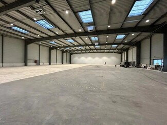 Plus de détails pour Bureau, Industriel à louer