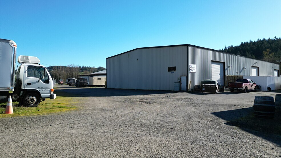 10466 Sunnyside Rd SE, Jefferson, OR for sale - Building Photo - Image 3 of 32