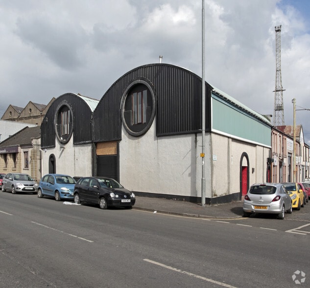 204 Dalrymple St, Greenock à vendre - Photo du bâtiment - Image 3 de 4