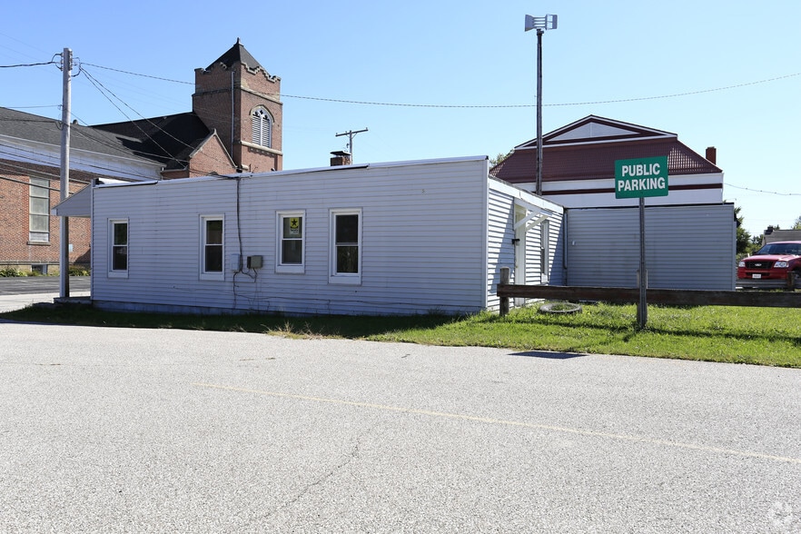 29 Wall St, Jefferson, OH for sale - Building Photo - Image 2 of 4