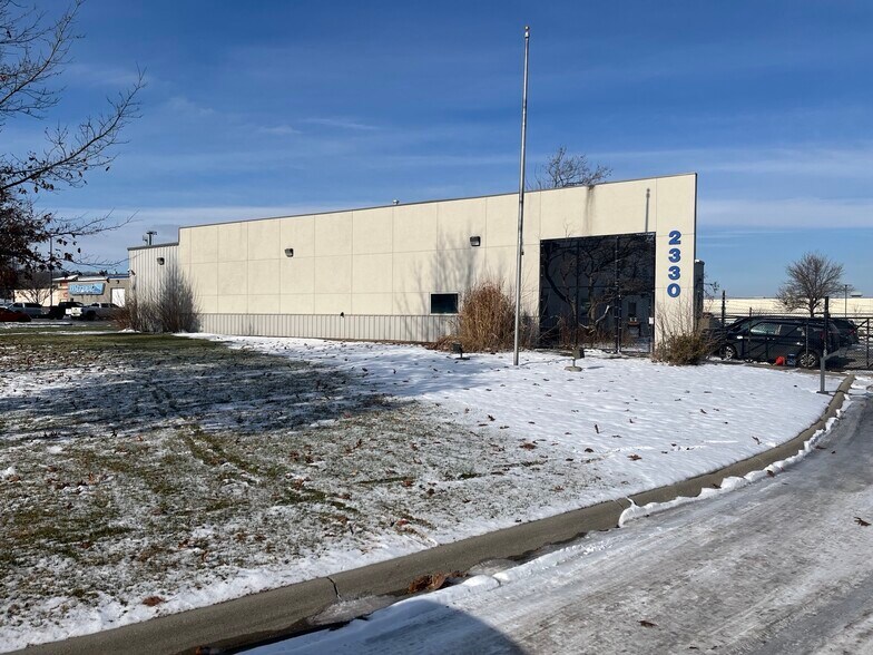 2330 Paul St, Omaha, NE à vendre - Photo du bâtiment - Image 2 de 8