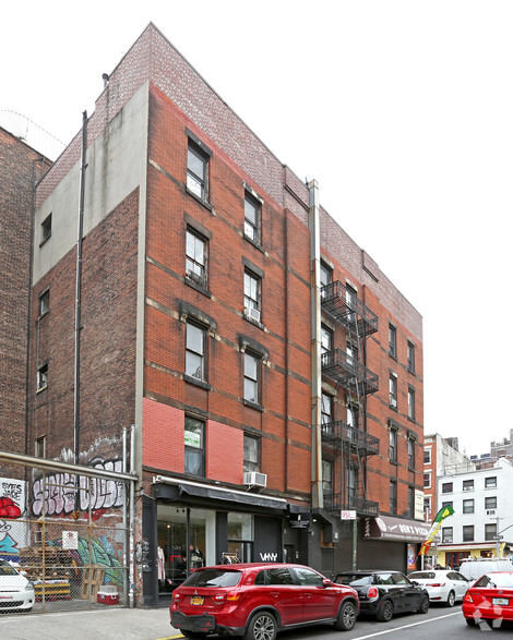 86-88 Thompson St, New York, NY for lease - Building Photo - Image 2 of 2