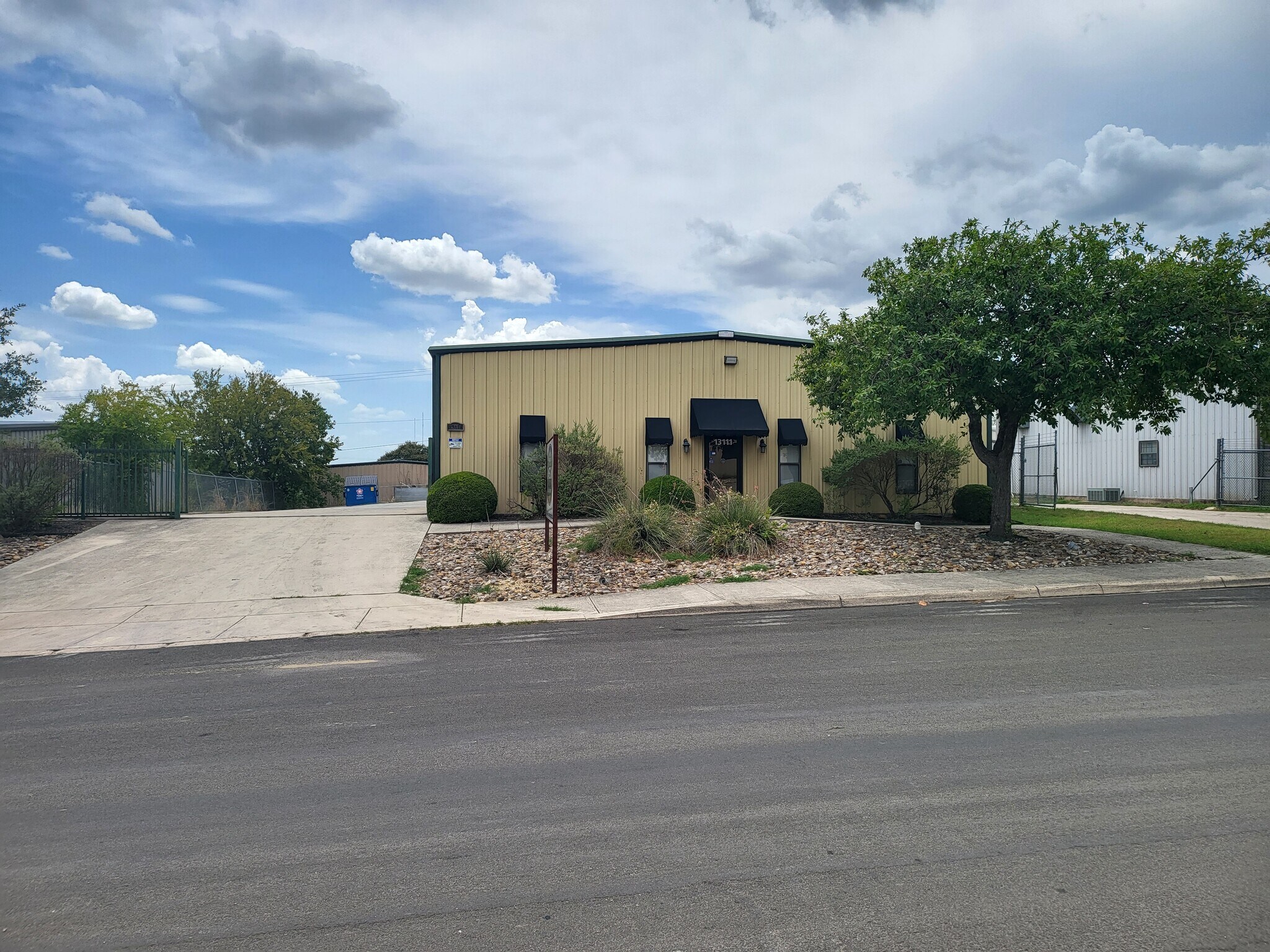 13111 Lookout Run, San Antonio, TX à louer Photo du bâtiment- Image 1 de 5