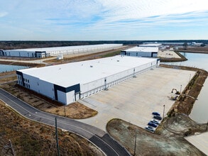 111 Landmark Blvd, Savannah, GA for lease Building Photo- Image 2 of 2