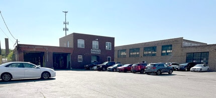 1855 S Kilbourn Ave, Chicago, IL for lease Building Photo- Image 2 of 5